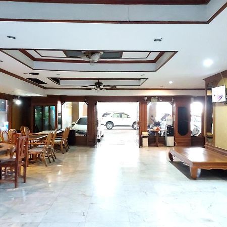 Traveller Inn Hotel Chiang Mai Bagian luar foto