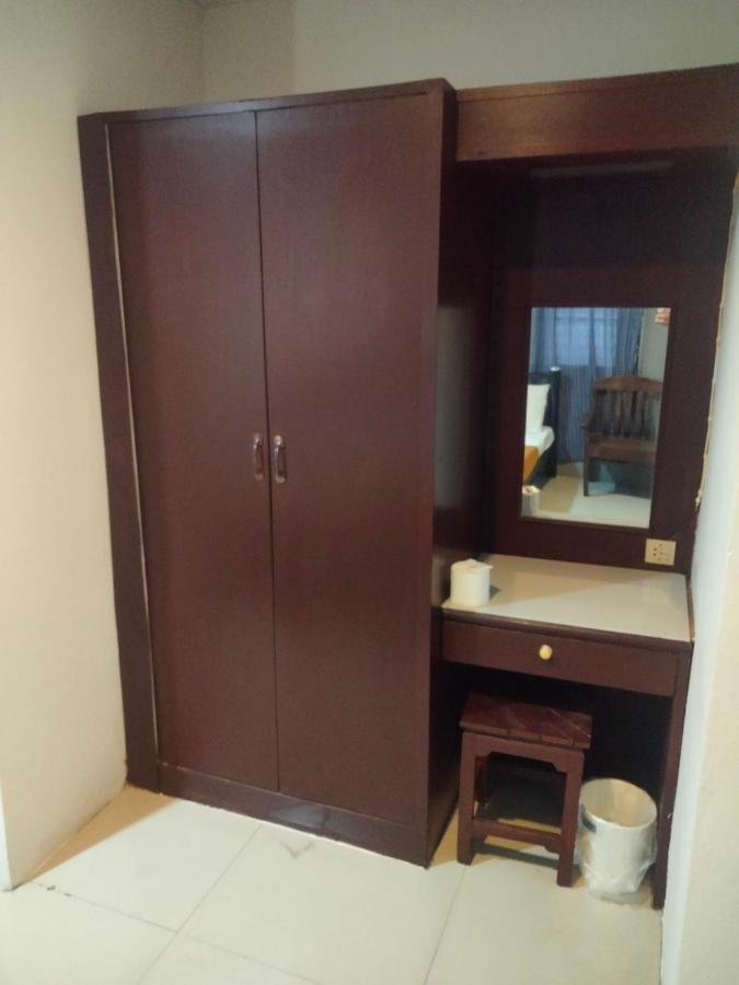 Traveller Inn Hotel Chiang Mai Bagian luar foto