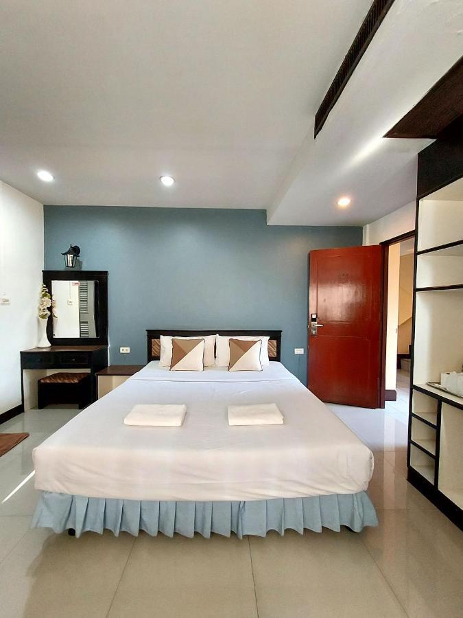 Traveller Inn Hotel Chiang Mai Bagian luar foto