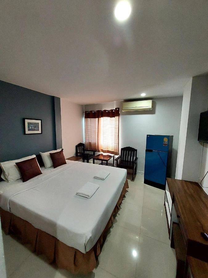 Traveller Inn Hotel Chiang Mai Bagian luar foto