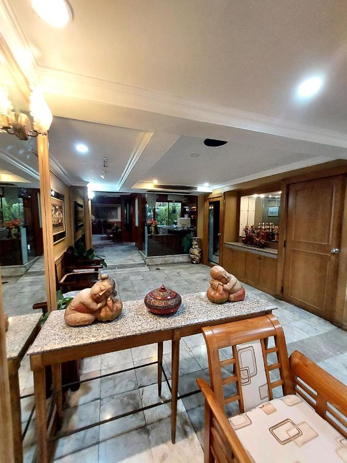 Traveller Inn Hotel Chiang Mai Bagian luar foto
