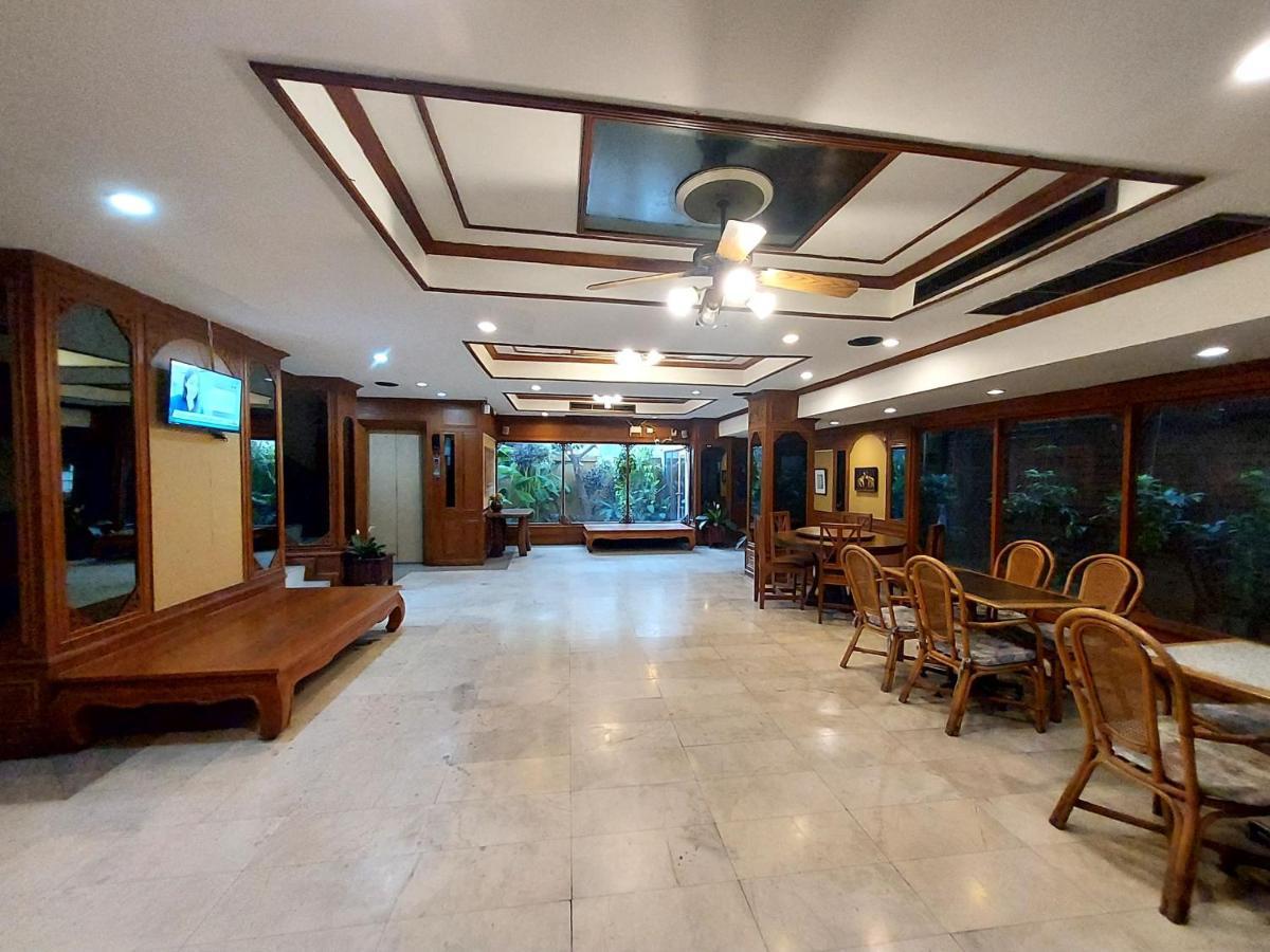 Traveller Inn Hotel Chiang Mai Bagian luar foto