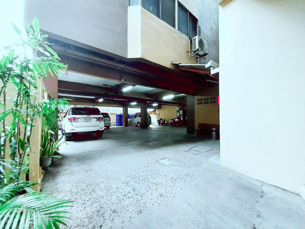 Traveller Inn Hotel Chiang Mai Bagian luar foto