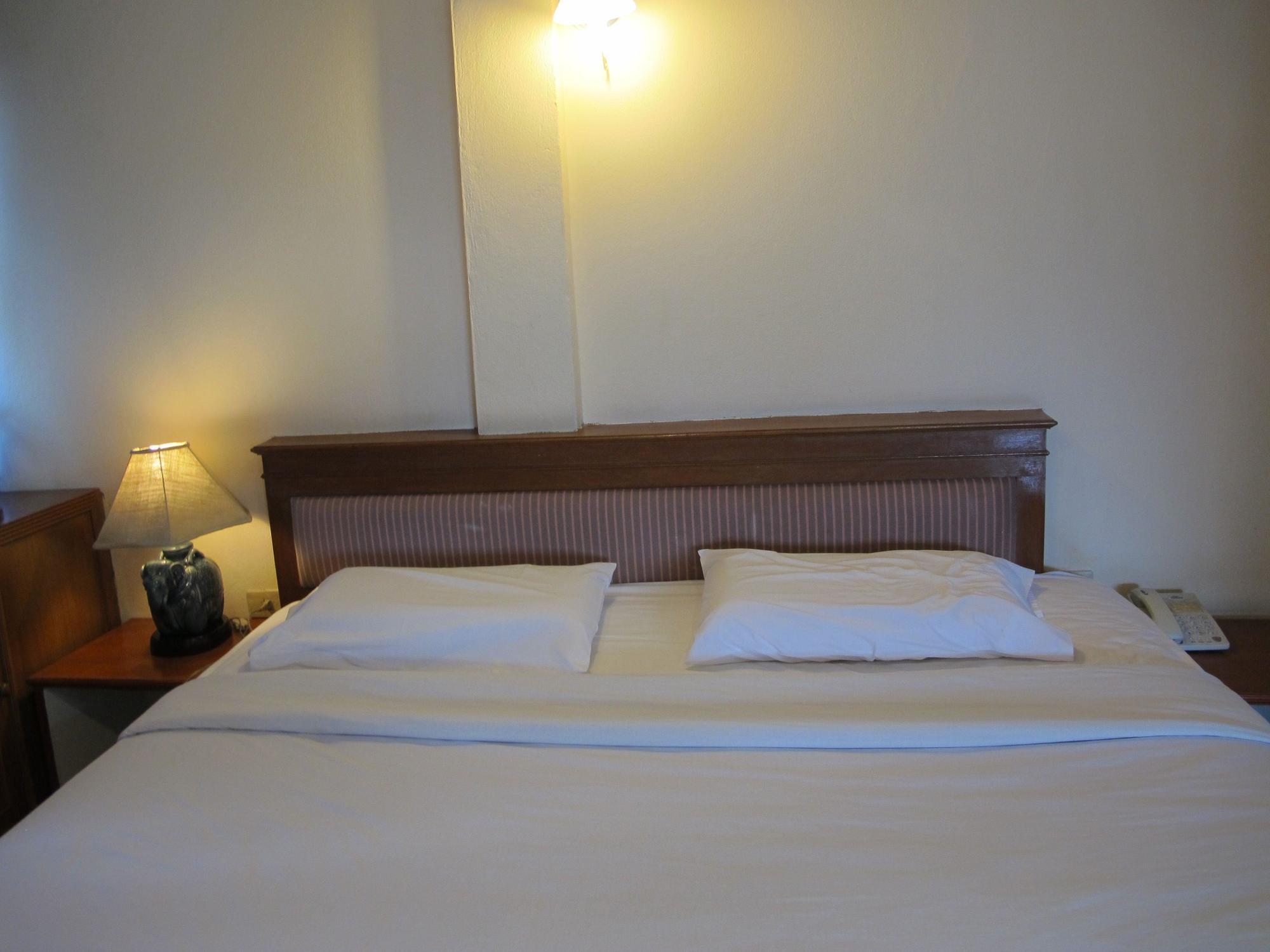 Traveller Inn Hotel Chiang Mai Bagian luar foto