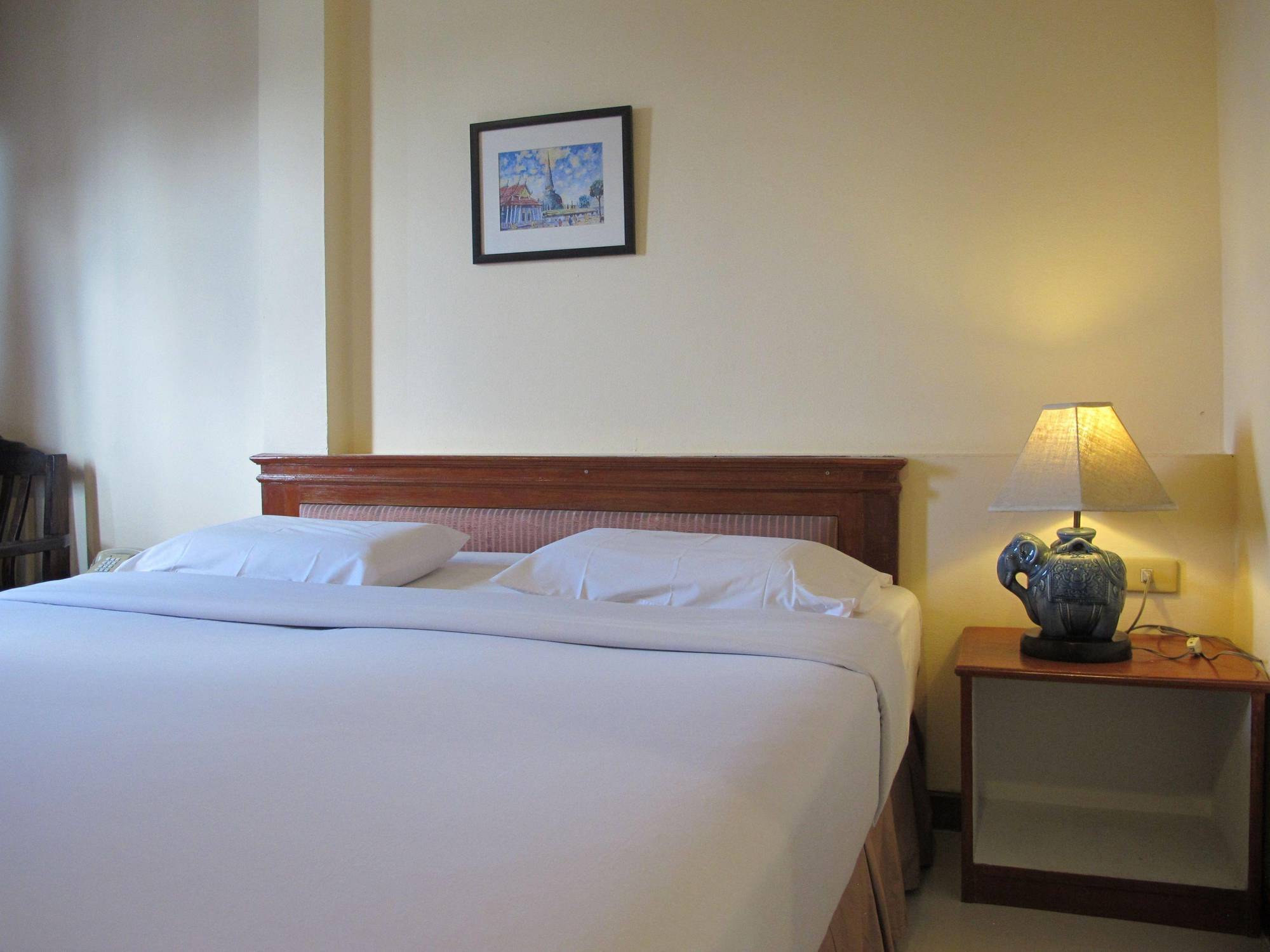 Traveller Inn Hotel Chiang Mai Bagian luar foto